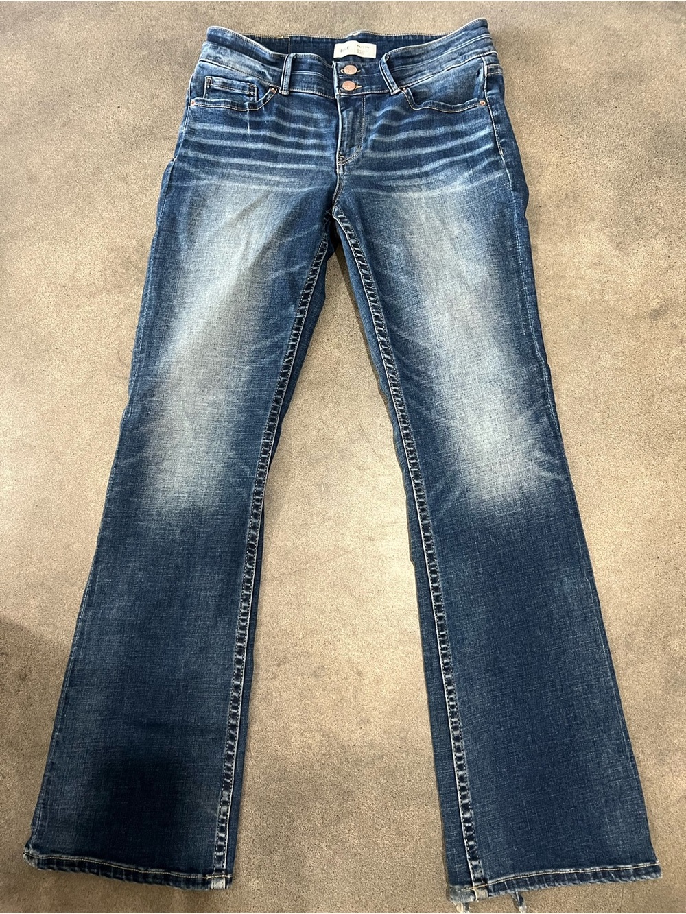 BKE Women's Bootcut Jeans in Mid Blue Wash